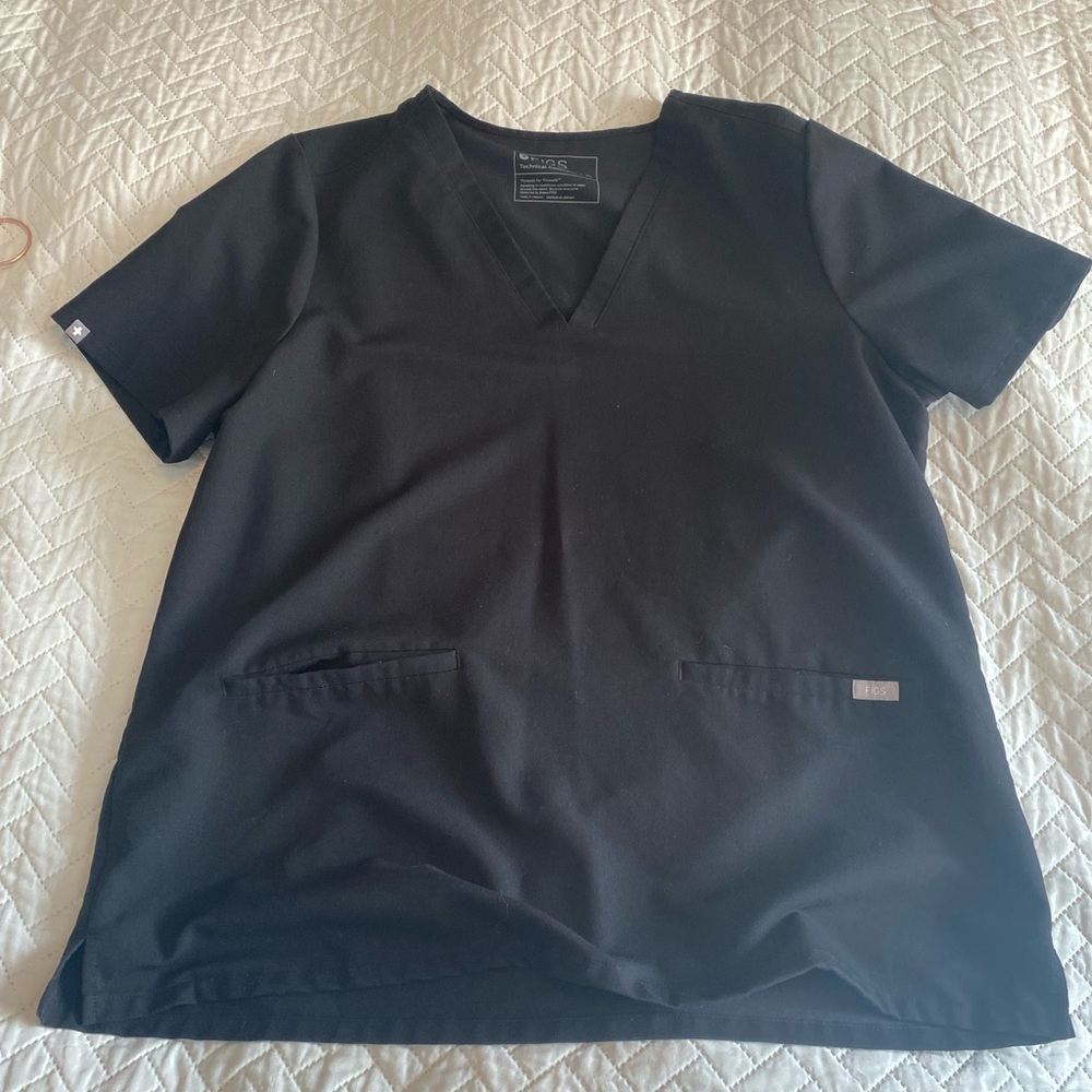 FIGS Scrub Top